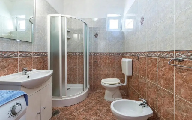 Amazing Home in Novigrad With Wifi and 1 Bedrooms