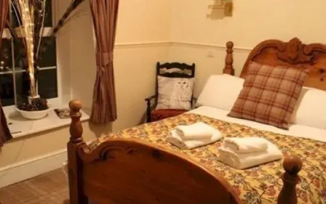 The Red Lion Hotel