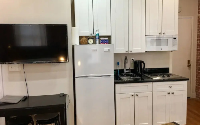 The Nomad Suites & Apartments