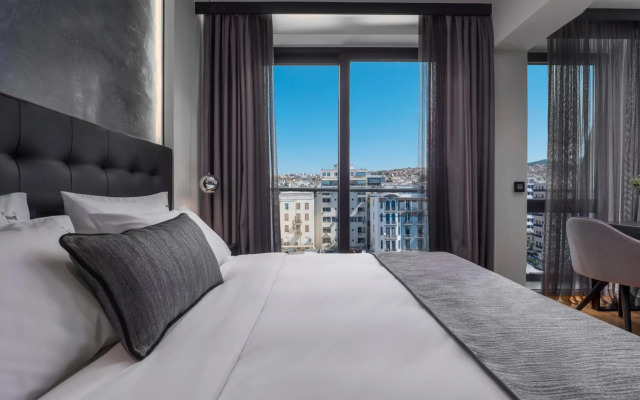 No 15 Ermou Hotel
