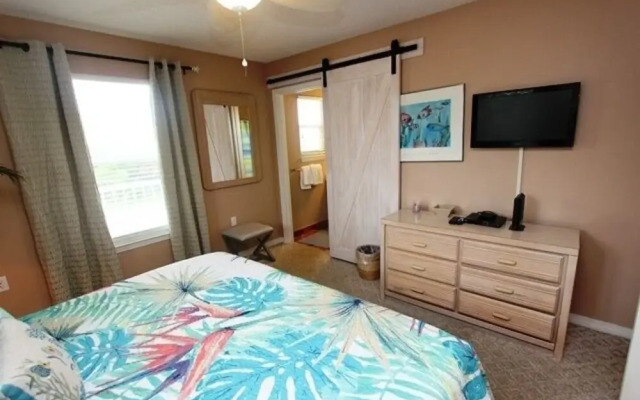 Aqua Ocean View - 2 Br Condo