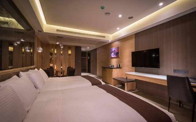 Guide Hotel Taichung ZiYou