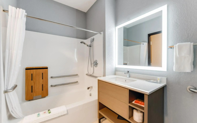 Comfort Inn & Suites Weston - Wausau