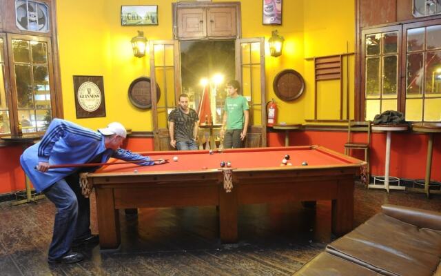 Flying Dog Hostel B&B