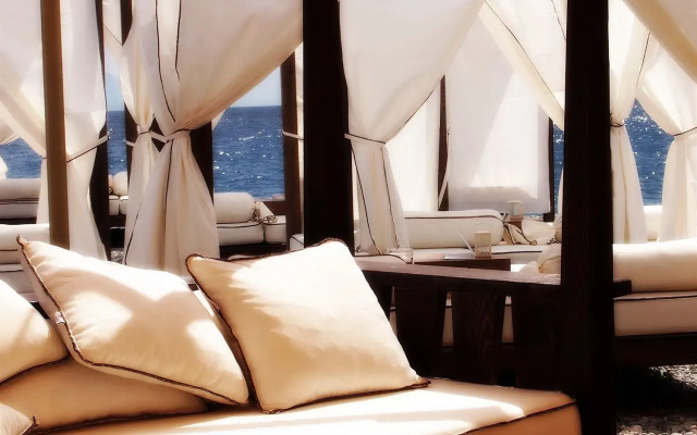 Sikyon Coast Hotel & Resort