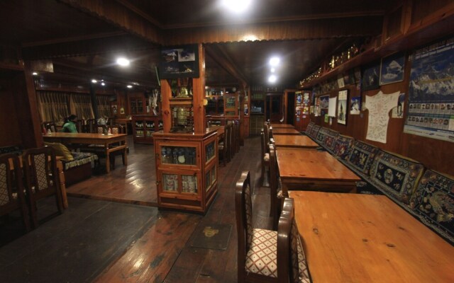 Himalayan Lodge