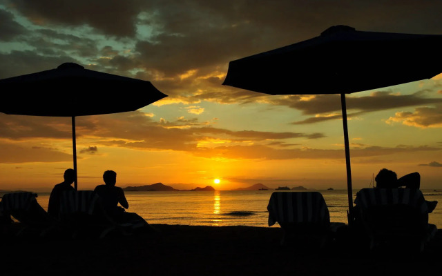 Puri Sari Beach Hotel
