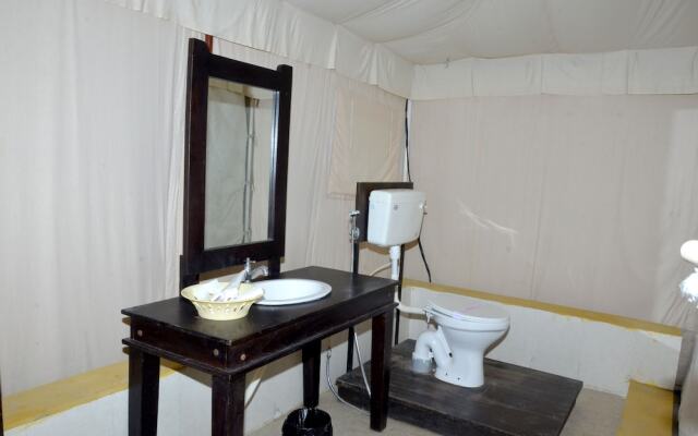 Praveg White Rann Resort Rann Utsav Dhordo