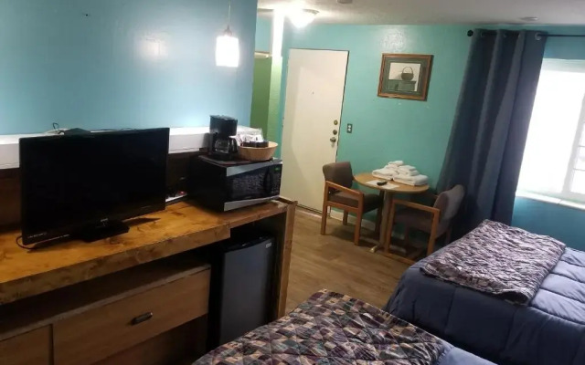 Two Rivers Inn