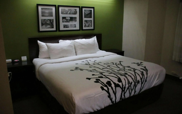 Sleep Inn near Great Lakes Naval Base