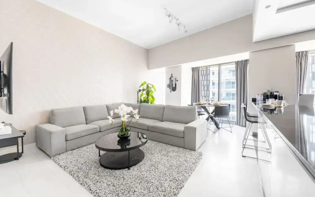 Iconic Marina Stay Cayan Tower 2BR