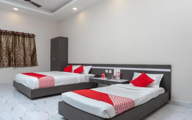 OYO 22300 Sri Ramachandra guest house