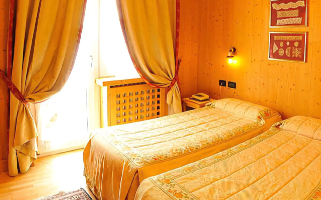 Hotel Baita Dei Pini