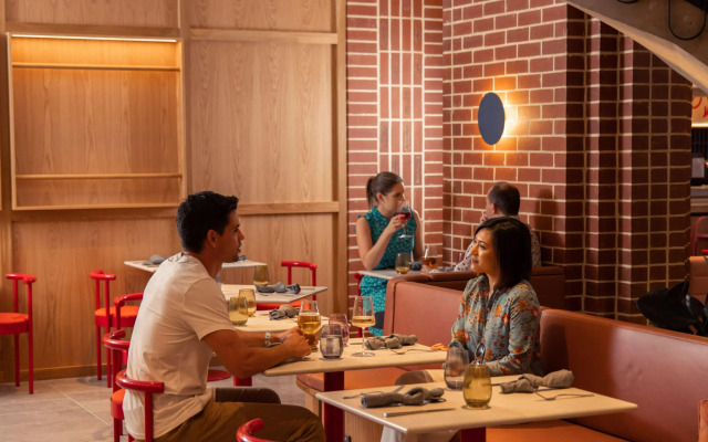 Hotel Indigo Adelaide Markets by IHG