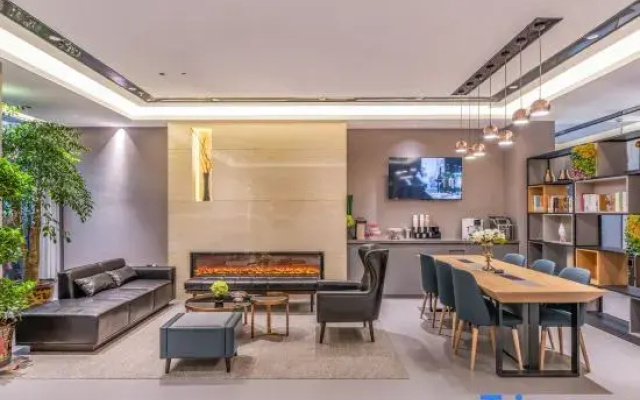 Home Inn Business Hotel (Renmin Road Gaoxin Wuyue Plaza Branch)
