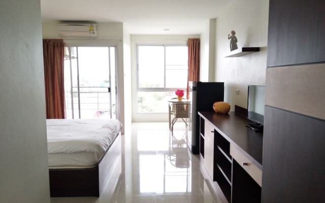 Siri Service Apartment