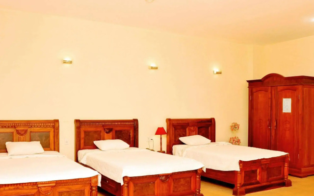 Bank Star Hotel