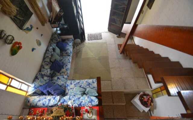 Yellow House Palmeiras Beach Caraguá