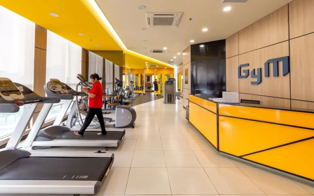 Saigon Authentic Home - FREE Infinity Pool & Gym Center & Drop-off Airport