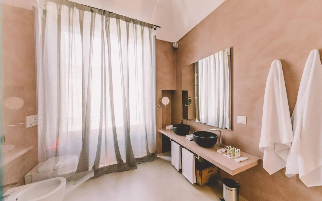 Cinquevite Rooms & Pool