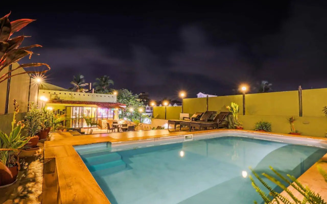 FabHotel 10 Calangute
