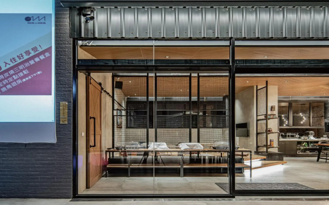 Oinn Hotel & Hostel Tainan