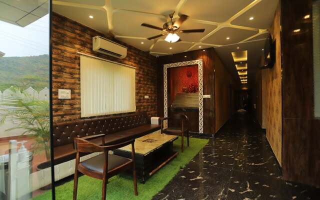 Raha Hotel