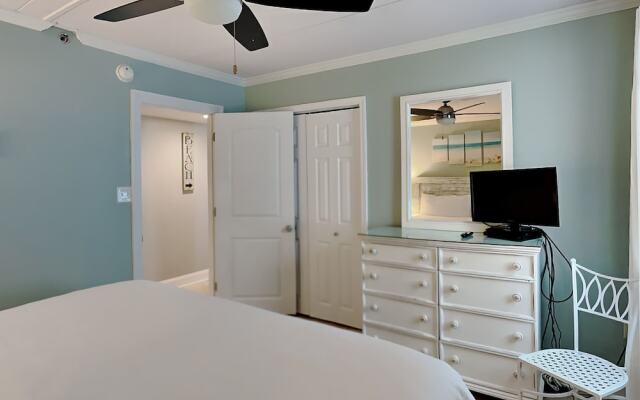 Ocean Breeze West by SVR