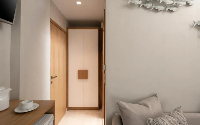 Apollo Apartments