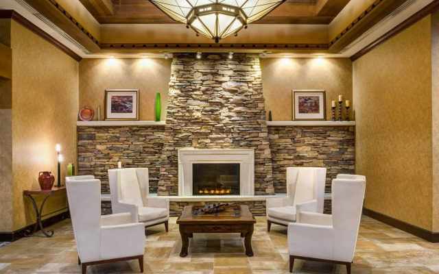 DoubleTree by Hilton Seattle Airport