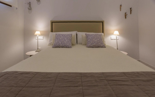 TRIA NOMINA Apartamentos Turísticos