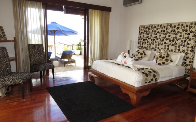 Villa Lebah – Guest Rooms – Ungasan