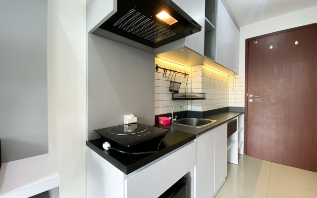 Cozy Stay Studio At Sayana Bekasi Apartment