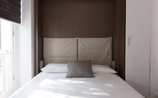 Charlotte Street Rooms by Allo Housing