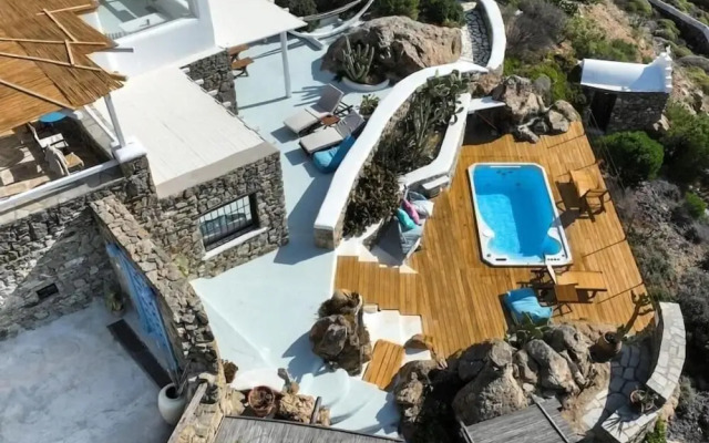 Villa Princess 5 4Bed with Small Tub Panormos Beach