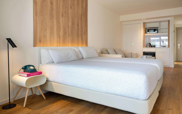 INNSiDE by Meliá Wave Calviá