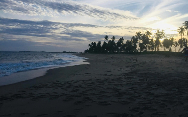 Apartamento Villa da Enseada - Praia privativa