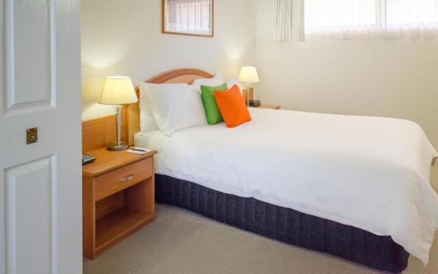 Pegasus Motor Inn and Serviced Apartments