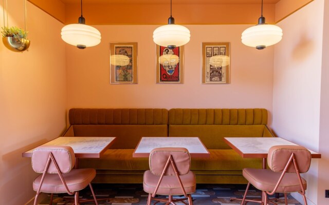 Le petit hotel