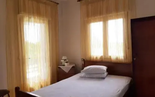 Aktaion Hotel
