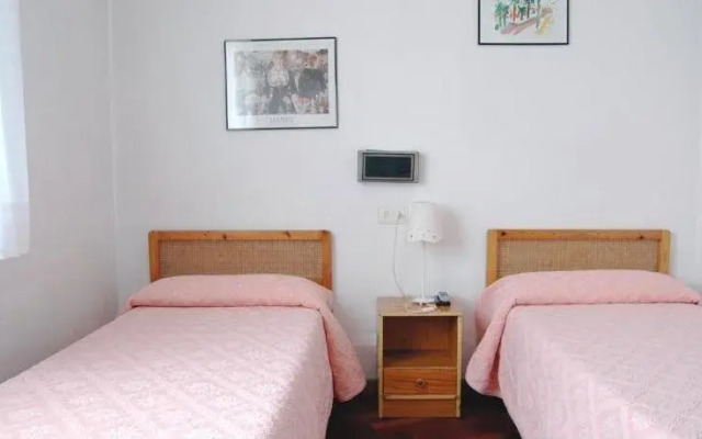 Hostal Charo II