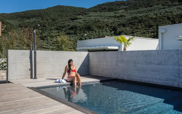 Oleeva Garda Living Adults Only