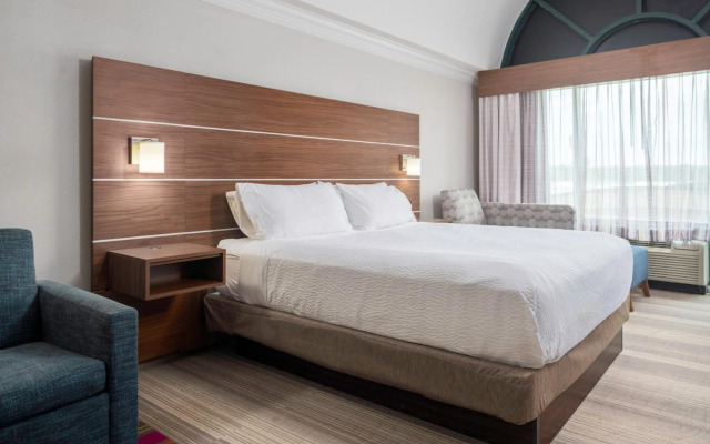 Holiday Inn Express Hotel & Suites Macon-West by IHG