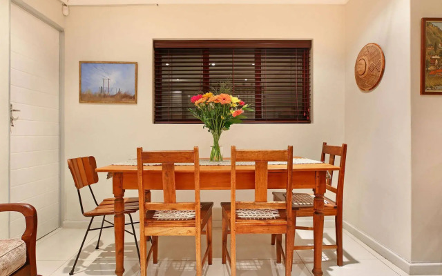 Cape eazi stayz Acc Dysart Cottage