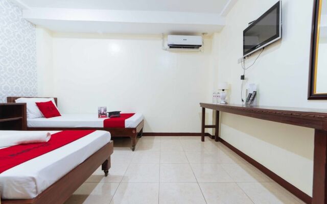 Reddoorz @ General Luna Davao