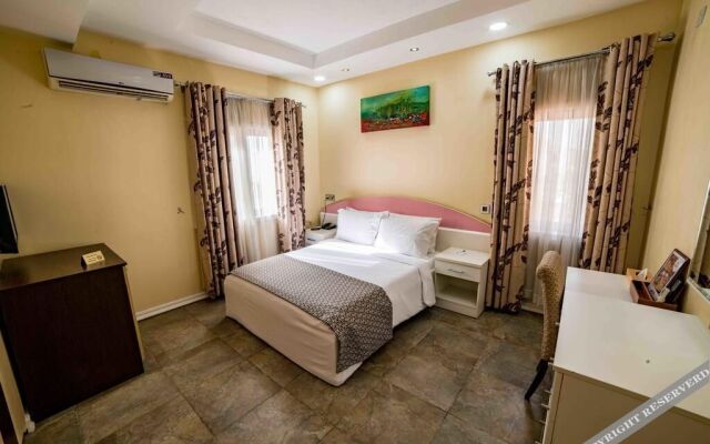 Davok Suites Uyo