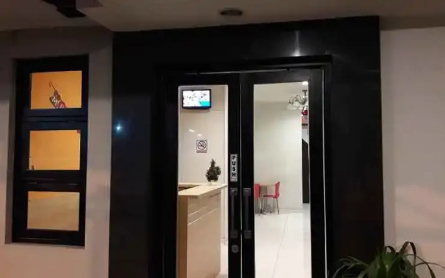 Mango Homestay Klampis Harapan