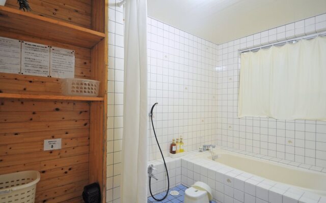 Hibiscus Inn Nakijin