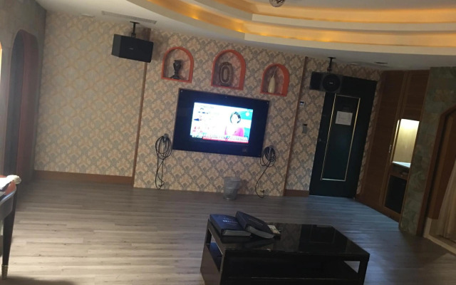 Discovery Motel - Tucheng