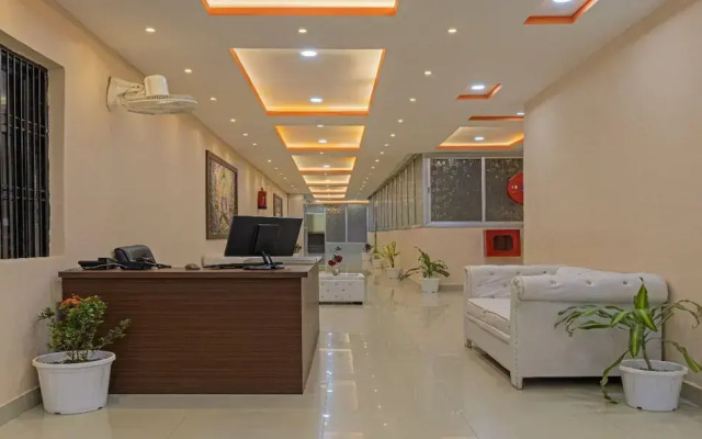 Goroomgo Kashi Grand Residency Varanasi